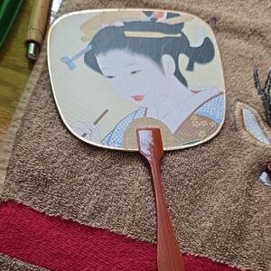 Vintage Japanese Girl Lady Souvenir Hand Fan Postcard Uchiwa Geisha? Wood Handle